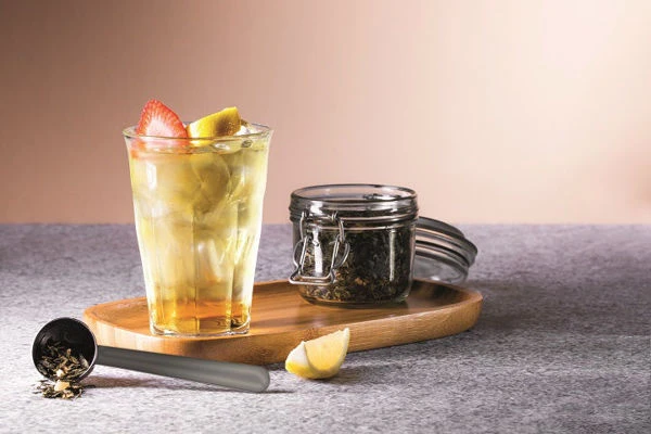 Ledový zelený čaj s ženšenem a citronem