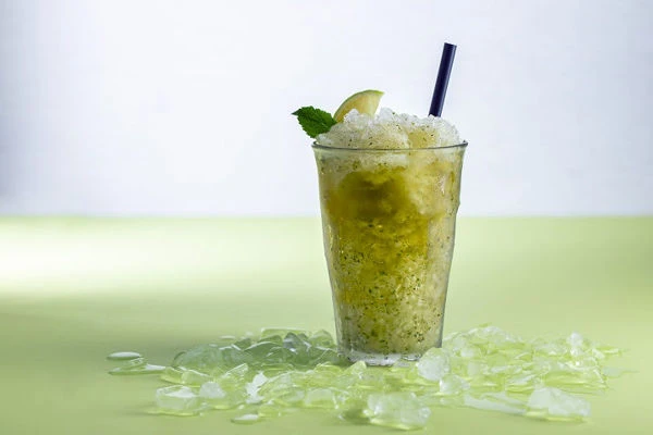 Tropická ledová tříšť