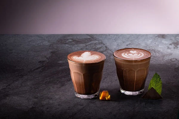 Horká čokoláda s pomerančem nebo mátou