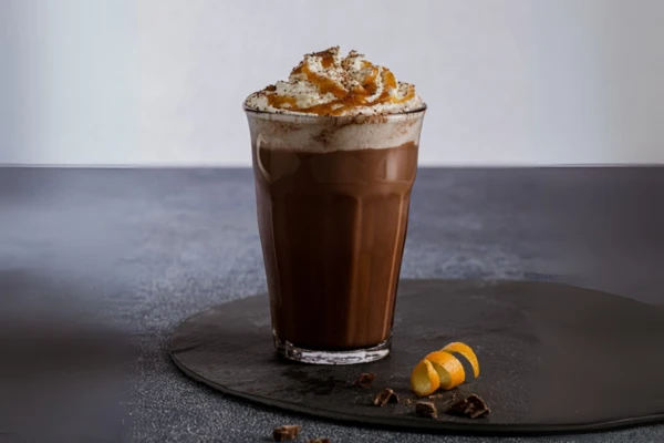 Horká čokoláda s pomerančem